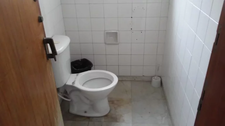Imagem Conjunto comercial na República junto ao metrô