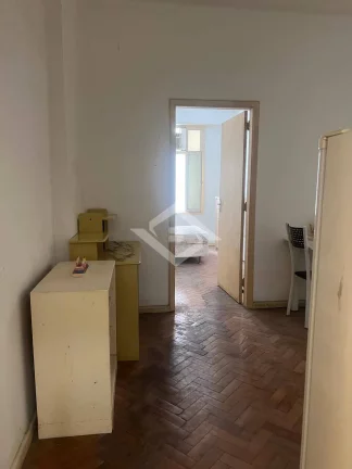 Imagem Apartamento tipo 3 Quartos original em Copacabana | Silêncio e Conforto