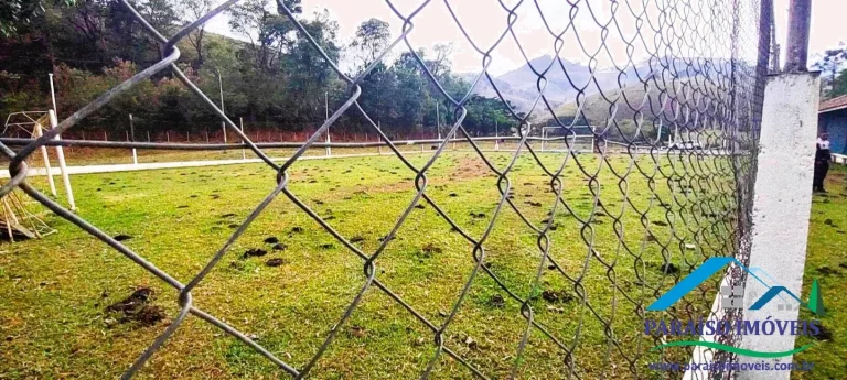 Imagem Oportunidade: Chácara com 2 Chalés, Ponto Comercial e Campo de futebol!