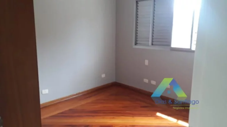 Imagem VENHA MORAR NA ACLIMÇÃO EXCELENTE SOBRADO 3 DORMITORIOS, 2 VAGAS COM EXCELENTE LOCALIZAÇÃO E VALOR !