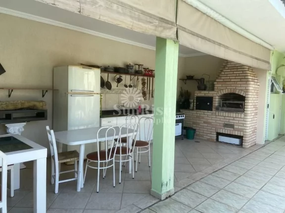 Imagem Casa mobiliada para alugar em Alphaville com 350 m² com 4 quartos e 4 vagas - Melville - Santana de Parnaíba/SP