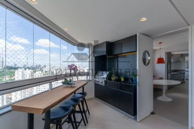 Imagem Apartamento à venda em Perdizes com 4 suítes e 4 vagas, 230m2