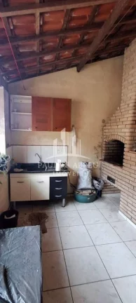 Imagem Sobrado de 3 Quartos, sendo 1 Suíte, 2 Vagas, Financia, Sóton, Área de Lazer com Churrasqueira no Jardim Mauá-SP