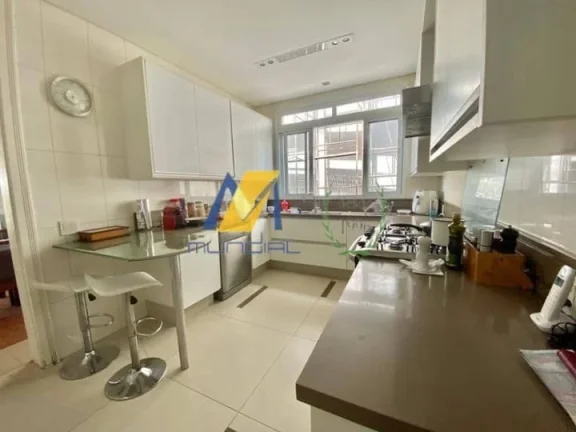 Imagem Vendo Casa em Santana do Parnaiba, Tamboré