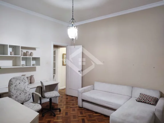 Imagem Apartamento de 3 Quartos para Venda em Copacabana com 165 m²