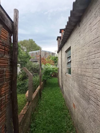 Duas Residências Aconchegantes de 2 Dormitórios no mesmo terreno