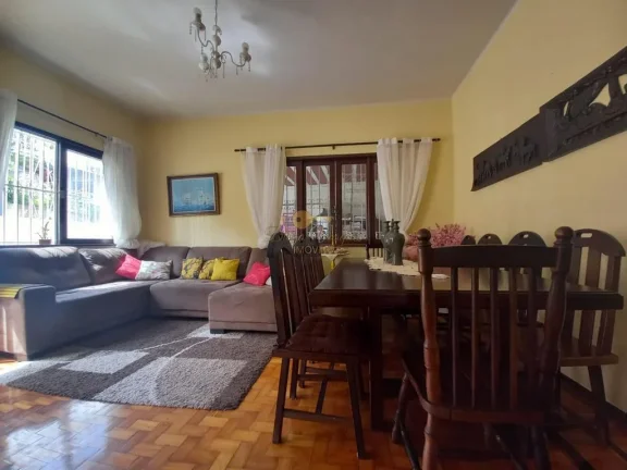 Imagem Casa para Venda em Teresópolis / RJ no bairro Várzea