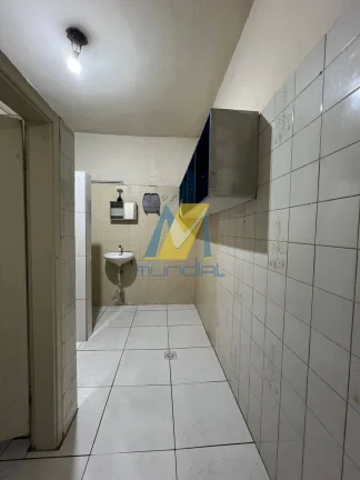 Imagem Galpão de 404 m² no Planalto com acesso rápido à Rodovia Anchieta