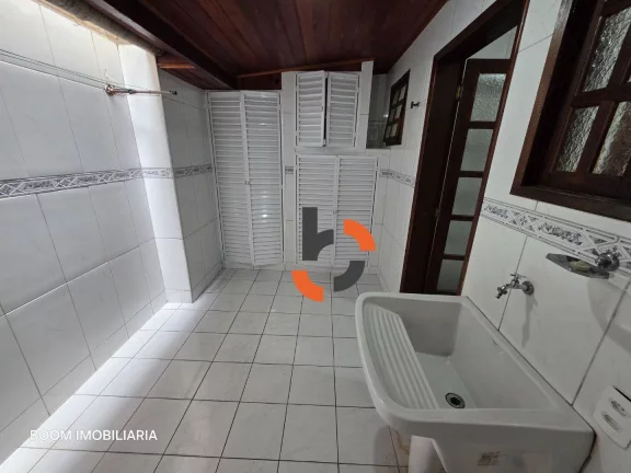 Imagem Casa com 2 dormitórios para alugar, 70 m² - Centro - Mesquita/RJ
