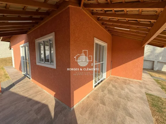 Imagem Casa à Venda na Região da Pedra Vermelha – Divisa de Mairiporã com Atibaia