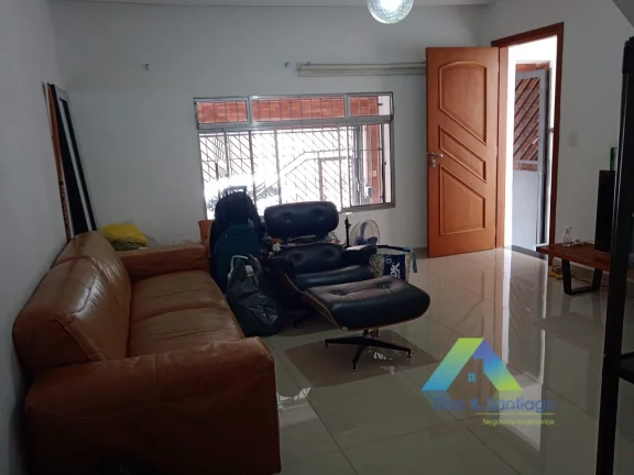 Imagem Sobrado à venda com 3 dormitórios e suíte na Vila das Mercês!!