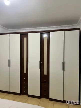 Imagem Apto 02 dormitórios Dep. Empregada Garagem no ed Ana Terra rua dos Andradas