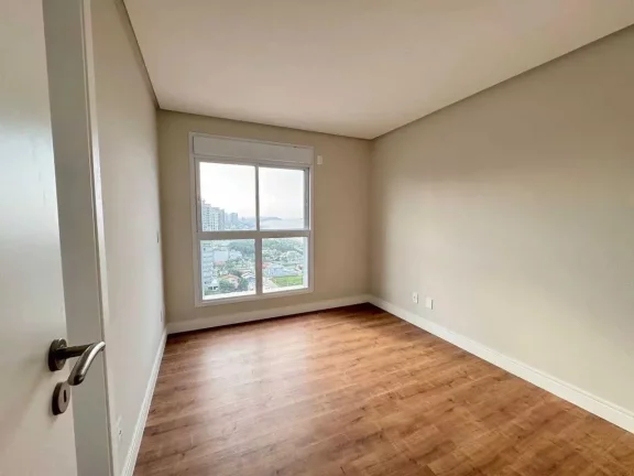 Imagem Apartamento com vista de frente mar com 3 suítes e 2 vagas de garagem em Balneário Piçarras