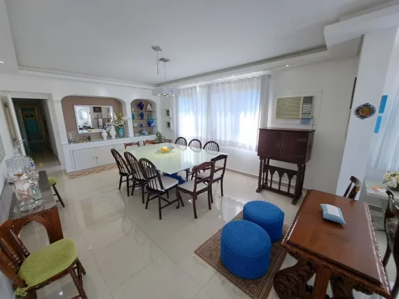 Imagem APARTAMENTO AMPLO TOTALMENTE REFORMADO COM 5 SUÍTES COM VISTA PARA O MAR