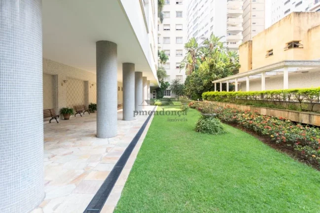 Imagem Apartamento 3 quartos, 1 vaga, 195 m²