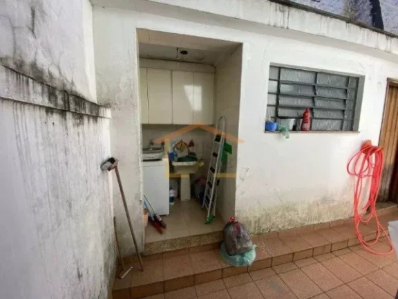 Imagem Sobrado 3 dormitórios, sendo 1 suíte, sala ampla, lavabo, grades em todas as janelas e portas, arm...