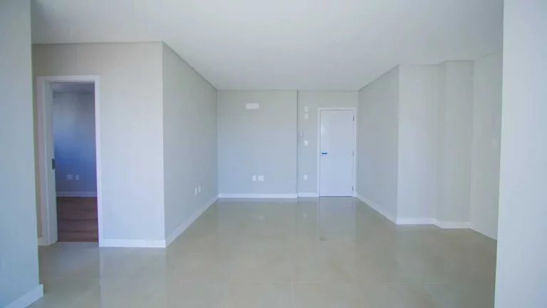 Imagem Apartamento com 2 dormitórios sendo 1 suíte e 1 vaga - Nações | Balneário Camboriú/SC