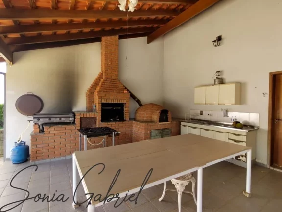 Imagem Chácara de luxo à venda em Louveira-SP, no bairro Monterrey, com 4 quartos, 4 suítes e 365,65m² de área! Imagem Chácara de luxo à venda em Louveira-SP, no bairro Monterrey, com 4 quartos, 4 suítes e 365,65m² de área!