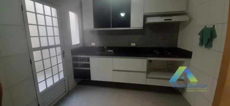 Imagem Sobrado com 3 dormitórios à venda, 120m² por R$ 530.000,00 - Vila Caraguatá - São Paulo/SP