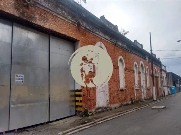 Imagem ALUGA OU VENDE GALPÃO NO CENTRO DE SANTOS LIBERADO PARA CAMOINHÕES E CARRETAS; GALPÃP IDEAL PARA:...