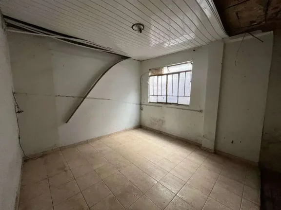 Imagem Casa Antiga à Venda no Bairro Grogotó — Excelente Localização para Reforma ou Investimento