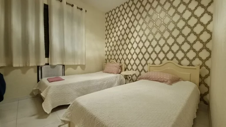 Imagem Flat com 2 dormitórios à venda, 76 m² - Pitangueiras - Guarujá/SP