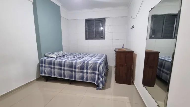 Imagem PITANGUEIRAS- LOCALIZAÇÃO ESPETACULAR , MARAVILHOSO APARTAMENTO TOTALMENTE REFORMADO E DECORADO.