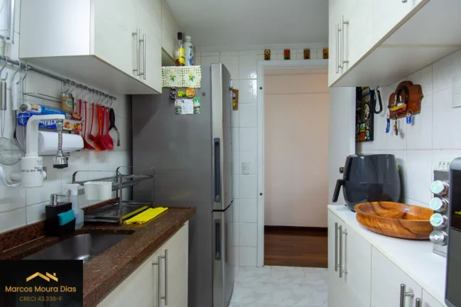 Imagem Apartamento Reformado para venda em Santa Cecília com 1 Dormitório ( quarto), 48m² e 1 Vaga de Garagem