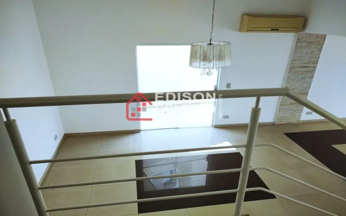 Imagem Encantadora residência à venda no Terras de Piracicaba 4, refúgio de elegância e conforto!!
