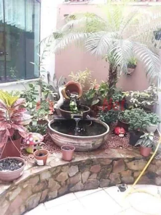 Imagem Sobrado para Venda em Santo André no bairro Jardim Las Vegas.