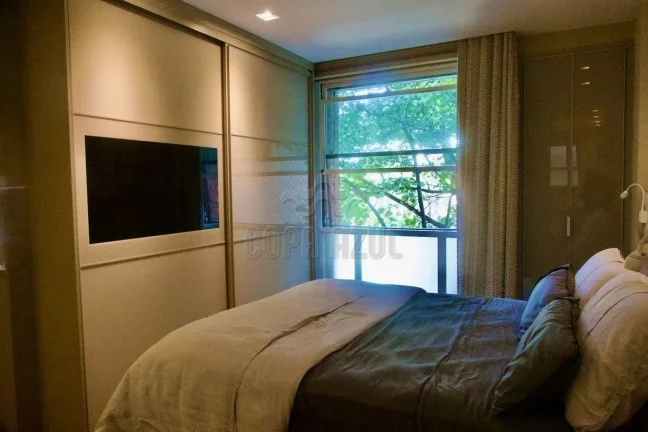 Imagem Leblon - Residencial › Apartamento com 3 quarto(s) a Venda