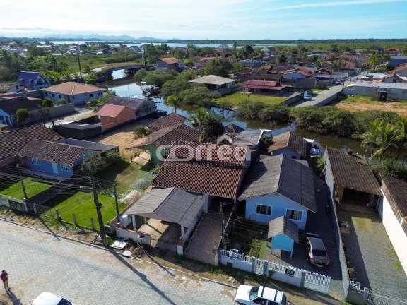 Imagem Casa à beira rio | Centro | Bal. Barra do Sul