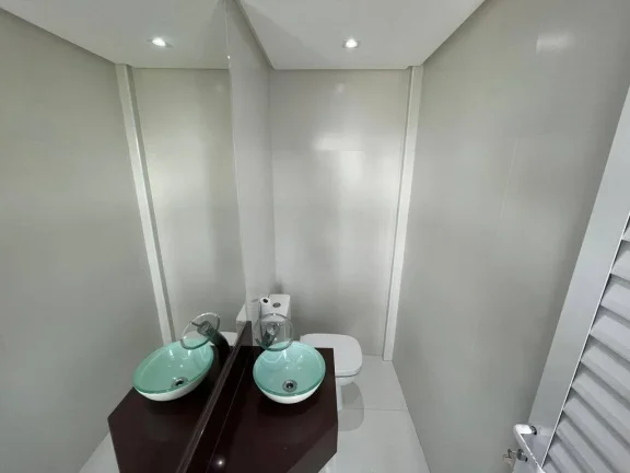 Imagem APARTAMENTO COM 370 m² - GUILHERMINA - PRAIA GRANDE SP