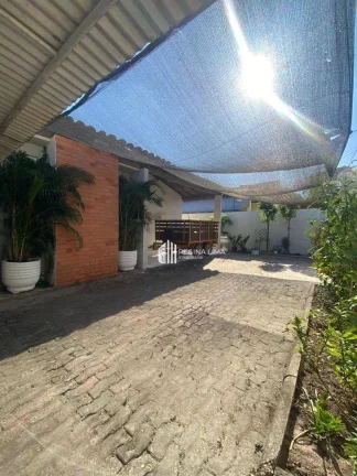 Imagem Casa de esquina com terreno (450m²) 4 dormitórios à venda, por R$ 1.350.000 ,00- São Cristovão- Teresina/PI