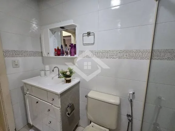 Imagem Apartamento- 3 quartos- Varanda- Vista livre- Tanque