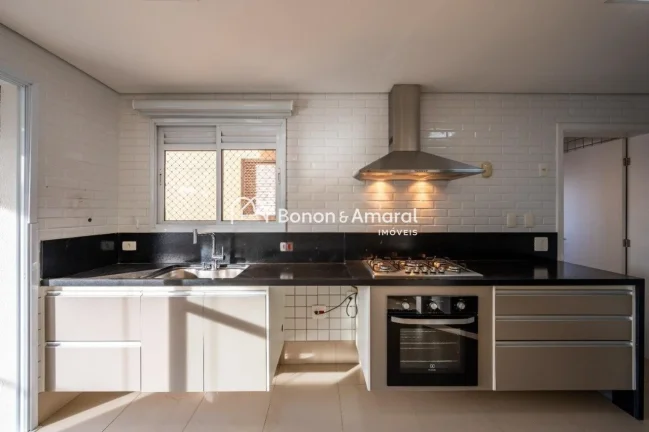 Imagem Apartamento sofisticado à venda no coração do Cambuí, em prédio moderno com lazer completo e po...