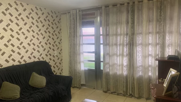 Imagem Casa com 3 dormitórios à venda, 204 m² por R$ 700.000,00 - Centro - Poá/SP