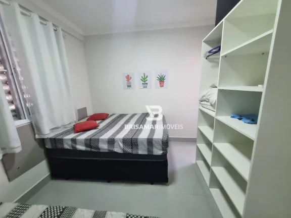 Imagem PITANGUEIRAS- CALÇADÃO , TOTALMENTE REFORMADO E DECORADO, GARAGEM.