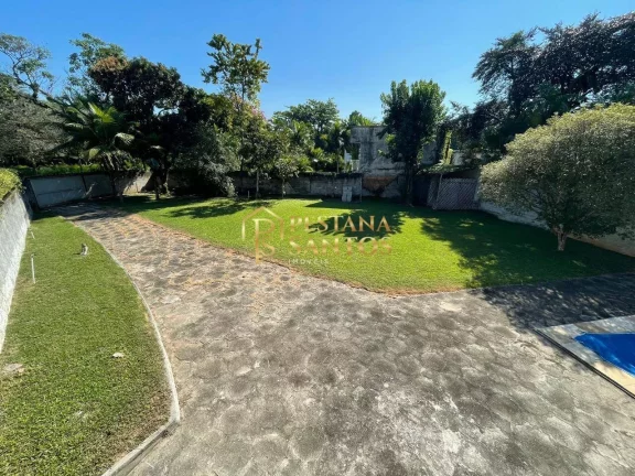 Imagem Oportunidade Única: Casa Espaçosa no Coração da Barra da Tijuca Arouca