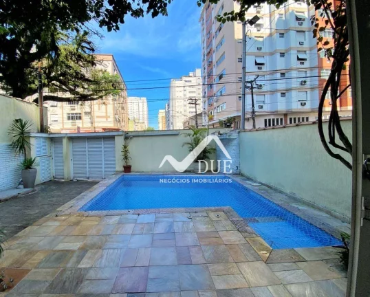 Imagem casa á venda a uma quadra da praia com 3 dormitórios e 1 suíte