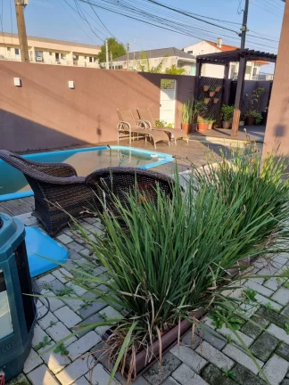 Imagem SOBRADO com 4 dormitórios à venda por R$ 790.000,00 no bairro Maria Antonieta - PINHAIS / PR
