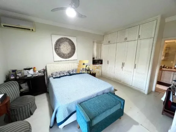 Imagem Vende Apartamento com EXCLUSIVIDADE na Praia do Canto com excelente localização e vista panorâmica para o mar!