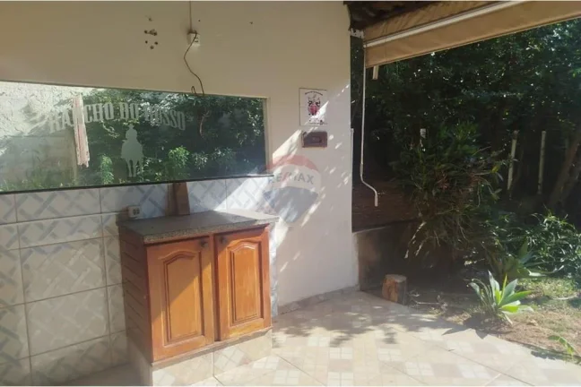 Imagem Casa com 4 quartos, 1 suíte, 6 banheiros e salão comercial. Localizada no Central Parque Sorocaba. Valor R$ 790.000. Confira! RE/MAX Shmone.