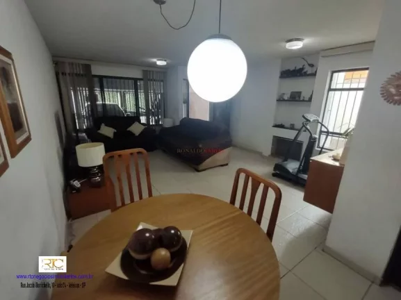 Casa com 4 Quartos à Venda, 380 m² em Jardim Santa Helena - São Paulo