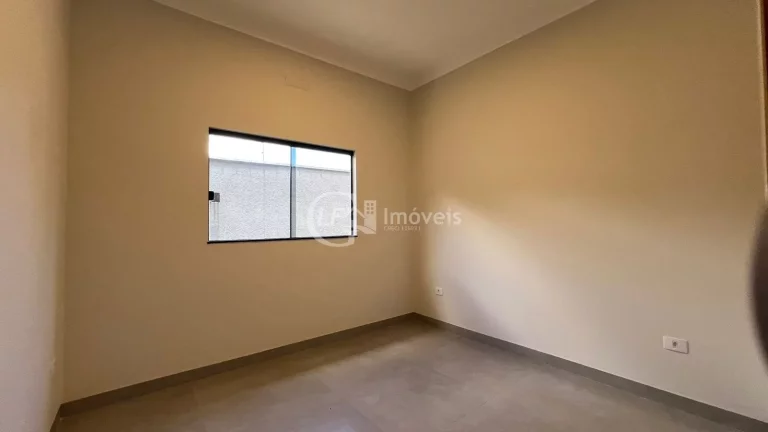 Imagem Imperdível Casa à Venda em Campo Grande-MS, Jardim Colibri II! 2 Quartos, 1 Suíte, 3 Salas, 2 Banheiros, 2 Vagas de Garagem - 171,00 m². Venha conferir!