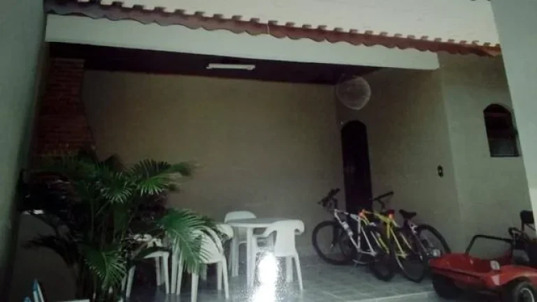 Imagem Casa para Venda em Itanhaém, Bopiranga, 3 dormitórios, 2 suítes, 2 banheiros, 10 vagas