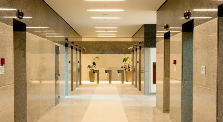 Imagem Conjuntos de Comerciais em Alphaville - 379,80m²