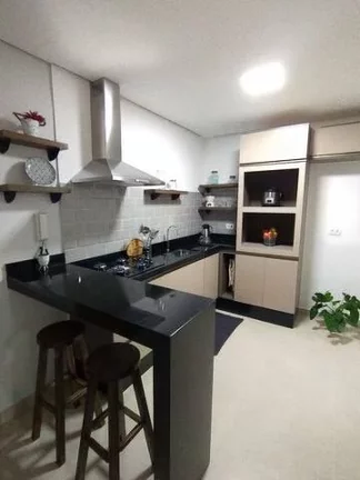 Imagem Apartamento Maravilhoso e Reformado Sem Condomínio 67 m² 2 Dormitórios