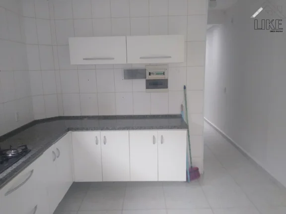 Imagem Vendo uma Linda Casa sobrado 3 quartos sendo 1 suíte no Jardim Satélite
