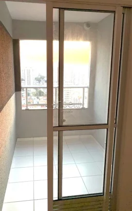 Imagem Apartamento com 31M², 2 dormitórios, 1 banheiro, cozinha conjugado com sala, varanda, área de ser...